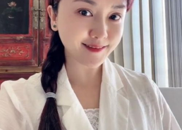 演员小桃红照片,光影中的古典美人